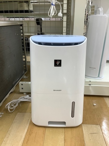 【トレファク　ラパーク岸和田店】除湿機　SHARP 2018年製　