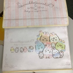 すみっコぐらし ふしぎなうさぎのおにわ おうち型収納ボックスの画像