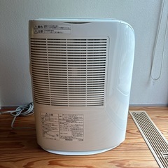 Panasonic 除湿機の画像