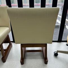 店頭引渡し 中古 YUASA ユアサ 回転チェアー DC-46KPVT イス 家具 Bの画像