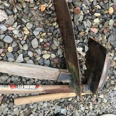 【購入者決定】クワ2つと鎌セットの画像
