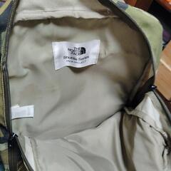 ノースフェイス The North Face バックパック リュック 迷彩の画像
