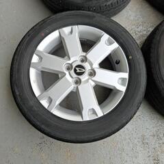 ⏹️ダイハツ・タフト4本セット純正ホイールとタイヤのセットです。タイヤサイズは165/65R15で、ホイールナットのサイズはM12*P1.5です。﻿


の画像