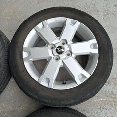 ⏹️ダイハツ・タフト4本セット純正ホイールとタイヤのセットです。タイヤサイズは165/65R15で、ホイールナットのサイズはM12*P1.5です。﻿


の画像