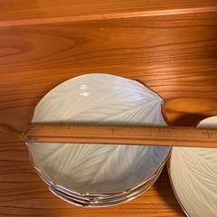 昭和レトロお皿5枚の画像