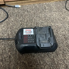 RYOBI 充電器