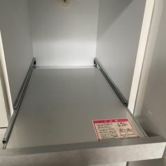 食器棚の画像