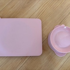 ベビー食器　シリコン　一体型の画像