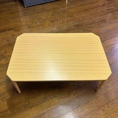 折りたたみテーブル