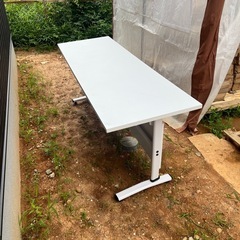 折りたたみデスクの画像