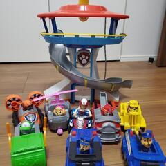 お話し中(中古)パウパトロール☆パウステーションとビークルセット