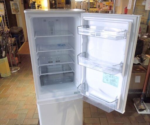 高年式 ミツビシ 168L 2ドア冷蔵庫 MR-P17J-W マットホワイト 2024年製 100Lクラス 三菱 札幌市東区 新道東店