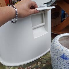 ポータブルトイレ中古の画像