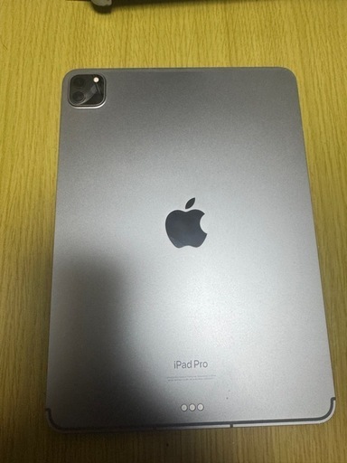 iPad Pro第４世代　11インチ　セルラーモデル　本日取引で、75,000円‼️