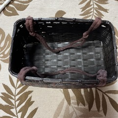 竹籠バックの画像