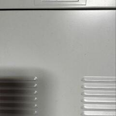 美品☆NAIKI 3連スチールロッカー　鍵付きの画像