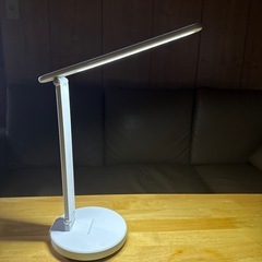 LEDデスクスタンドの画像