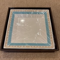 【新品・未使用】定価3,800円ほど　ノリタケ　23cm スクエ...