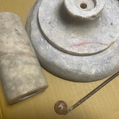天然石　☆☆　大理石？石英？　花台でしたが、難あり。素材として。。☆☆の画像