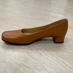 パンプス　ブラウン　24、5cm   未使用品の画像