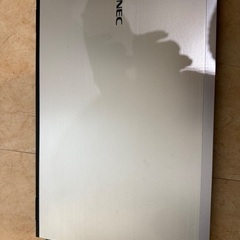 necノートパソコン(アダプター付き)の画像