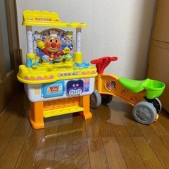 アンパンマンキッチン＆スクーターの画像