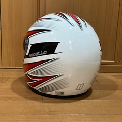 再再値下げ！フルフェイスヘルメット　2025年1月購入　フリーサイズ(57-60) 製造2024年9月　使用半年　安全マーク　リード工業　モデーロ　ワンタッチバックル　定価9000円位　この価格で売れない場合は予備用に自宅保管しますの画像