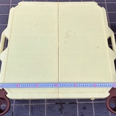 折り畳みテーブル