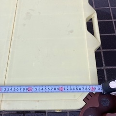 折り畳みテーブルの画像