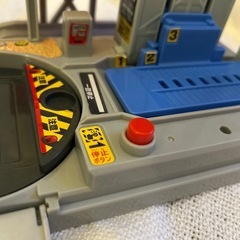 トミカ　まちがうごくよ！立体駐車場　の画像