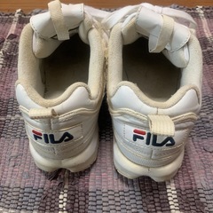 FILAスニーカー　サイズ　23.0
の画像