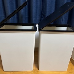 ゴミ箱 プッシュ式　25リットル 2個セットの画像