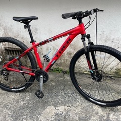 7段ギア‼️29インチTREKマウンテンバイク自転車街乗り通勤車...