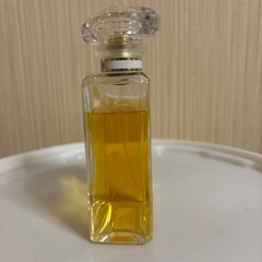値下げしました。　　
シャネル　NO5の画像
