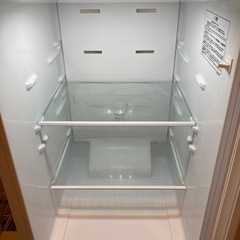 【美品】ハイセンス 冷蔵庫 幅48.1cm 162L ホワイト HR-D15F（右開き／2ドア）の画像