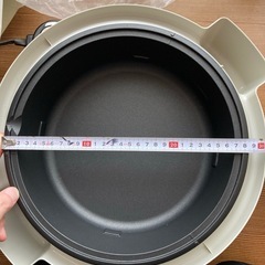 新品　電気鍋の画像
