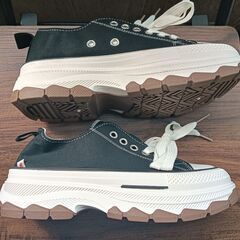 新品 24cm レディース スリッポン ブラック 厚底 シューズ【2000-351-S】の画像