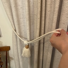 リビングにオススメなカーテン◎ナチュラルカラーのカーテン&レースのセット(タッセル付き)の画像