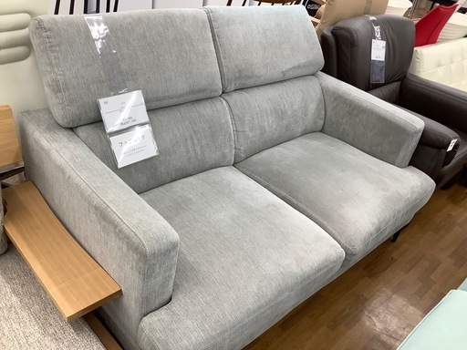 90分の無料軽トラック貸出サービス！ニトリ 2人掛けソファ