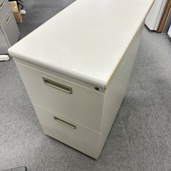 そで机鍵なし