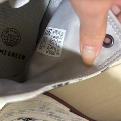 adidasスニーカー 27.5cmの画像