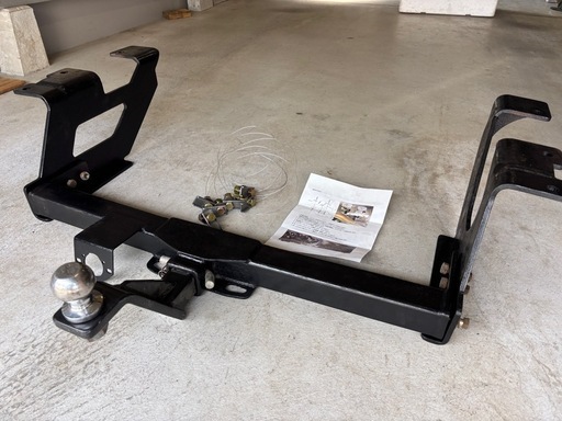 ハイエース用　ヒッチメンバー　DMD製　E級