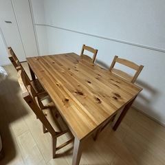 IKEA ダイニングテーブル　イス4脚セット　美品です　値下げし...