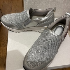 レディーススニーカー