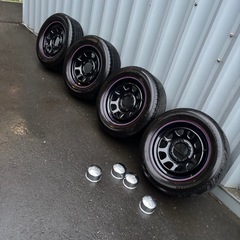 ハイエース　タイヤホイール