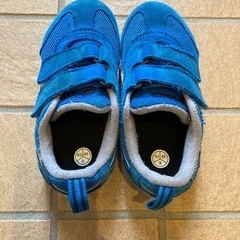 300円。子ども靴asics 16.5cmの画像