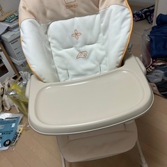 コンビ　ハイローチェア