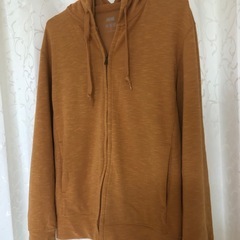 【美品】💙未使用に近いユニクロ エアリズムUVカットメンズパーカーの画像