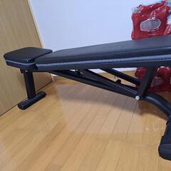 トレーニングベンチ　筋トレマシーン