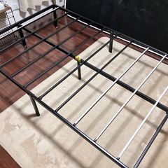 ベッドフレーム　セミダブル